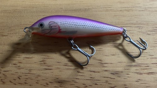 Ancien leurre pêche violet - ancien,