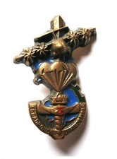 INSIGNE TRAIN PARACHUTISTE DU 1° RTP 3° ESCADRON  BRONZE FAB. LEBLOND