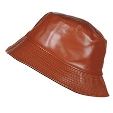 , Chapeau de Pluie, Femme