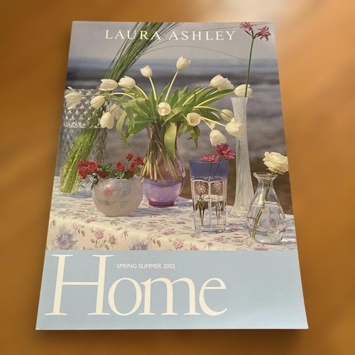 Exhibition laura ashley - laura, home