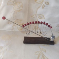 Porte Pique à cocktail art