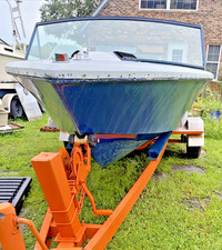 Windshield frame side wings