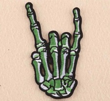 PATCH ECUSSON BRODE MAIN DOIGT SQUELETTE SKULL BIKER ROCK GOTHIQUE