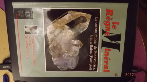 Revue regne mineral - revue,
