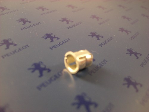 Ecrou cage fixation - 4, mm