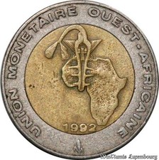 C6235 Western African States Guinea Mali 250 Francs CFA 1992 Paris -> Make offer