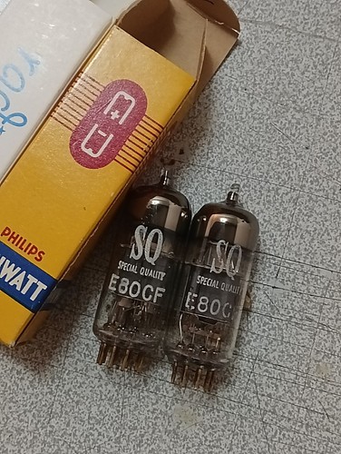 Rare paire e80cf valvo code - paire,