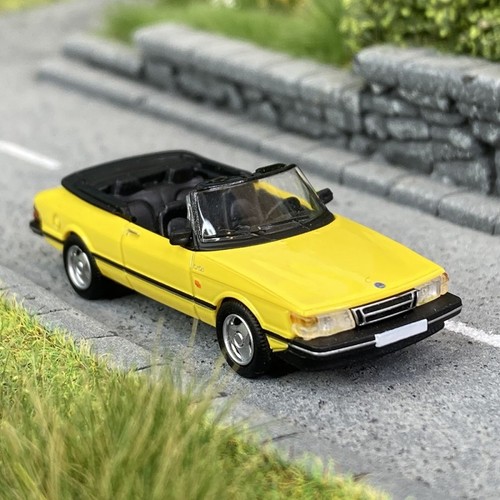 Saab 900 cabriolet jaune - 900, -ho