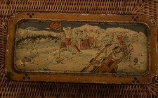 Boîte en tôle lithographiée des biscuits OLIBET enfants  faisant de la luge 