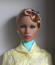 Fashion royalty Mid Day Venture Lady Aurelia Grey NRFB