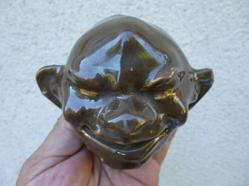 Ancienne tirelire casser en - tirelire, a