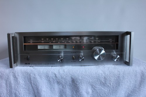 Tuner akai 2450l rack - akai, at