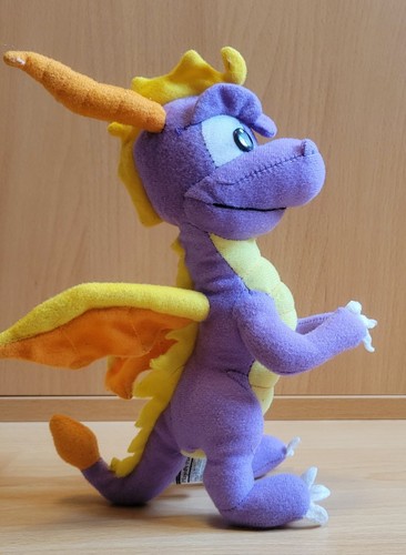 Ancienne peluche de spyro - **,