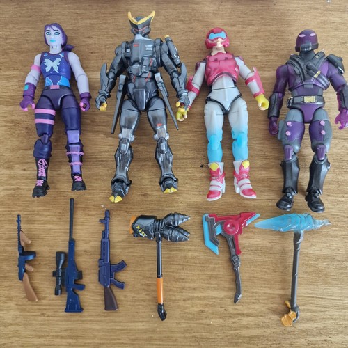 Lot figurines fortnite - 4,