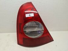 Feu arrière conducteur pour