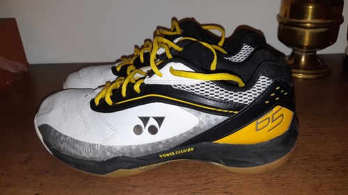 Vends basket badmington yonex - ,
