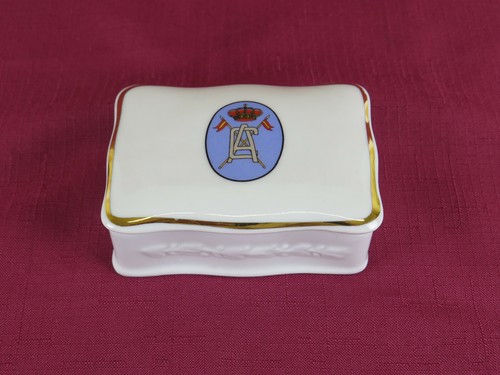 Boîte porcelaine armée - boîte, en
