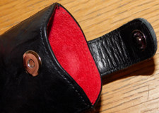 BUGATTI HOUSSE en CUIR etui de TELEPHONE portable mobile PHONE CASE iphone 4