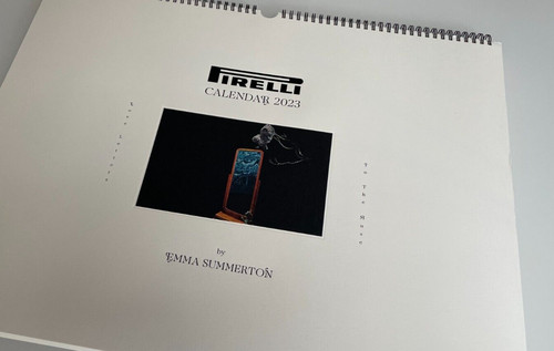 Calendrier pirelli 2023 neuf - pirelli,