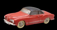 1 / 43 ème DINKY TOYS KARMANN