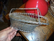 Ancien Panier à Bouteille en fil de fer Tressé : Dégustation ou Service du Vin 