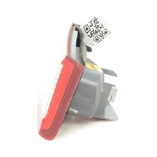 Feu de coffre arrière gauche