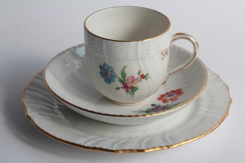 Tasse assiette dessert - tasse,