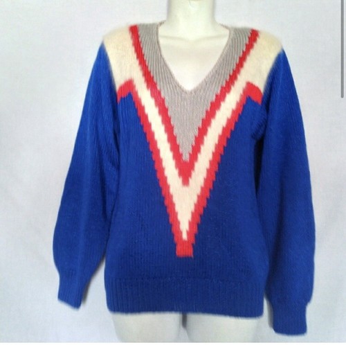 Nannell y2k neck pull - v,