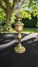 Lampe à pétrole ancienne