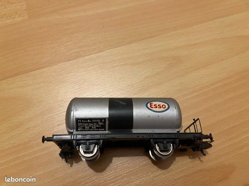 Train wagon essence - train, esso