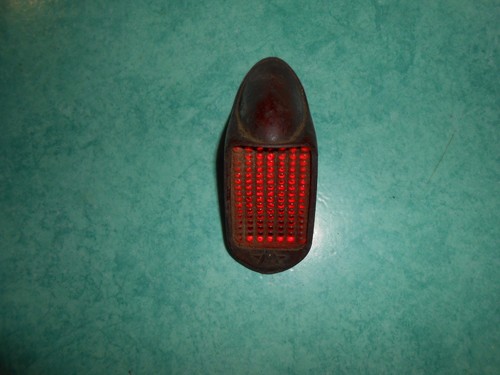 Cabochon feu arrière