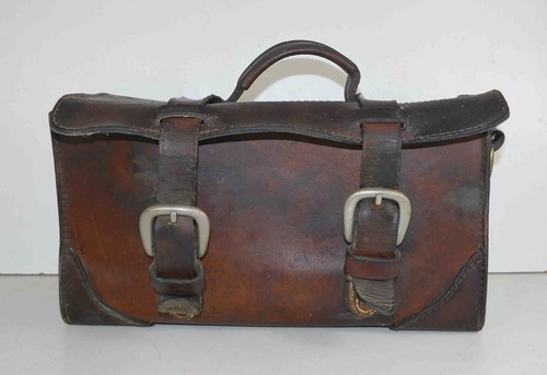 Sacoche ancienne cartable en - /,