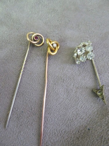 Trois bijoux cravate - trois, de