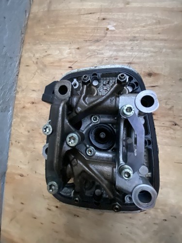 Culasse gauche bmw r1150rt - culasse,