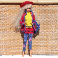 Poupée Barbie United Colors