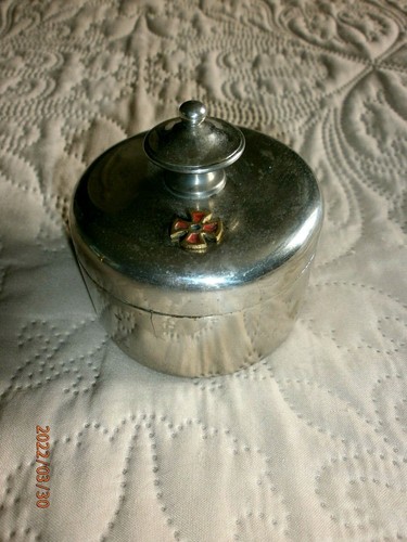 Ancien lavabo messe avec - de,