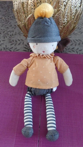 B11g doudou poupée pompon - poupée,