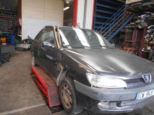 Pare choc arriere - peugeot, 306