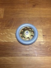 Roue en tôle ajourée pour