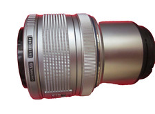 Objectif Olympus M.Zuiko Digital 14-42mm F3.5-5.6 II R MSC  Micro ( Numérique )