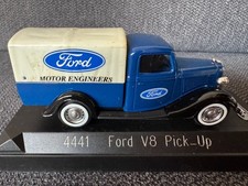 Ford V8 Pick-Up - Camion