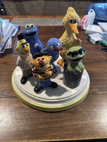 Vintage sesame street - street, ceramic