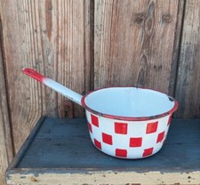 Ancienne Petite casserole en tôle émaillée vichy rouge et blanche 1950-60