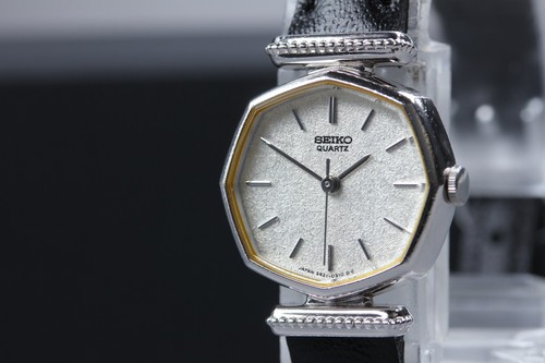 Vintage 1982 mint - vintage,