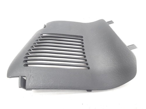 Couvre trim coffre gauche - de,