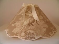 abat jour festonné toile de jouy beige motifs ivoires