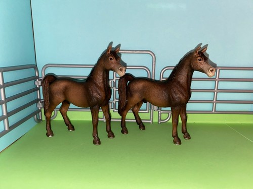 Schleich retired 2007 stallion - schleich,