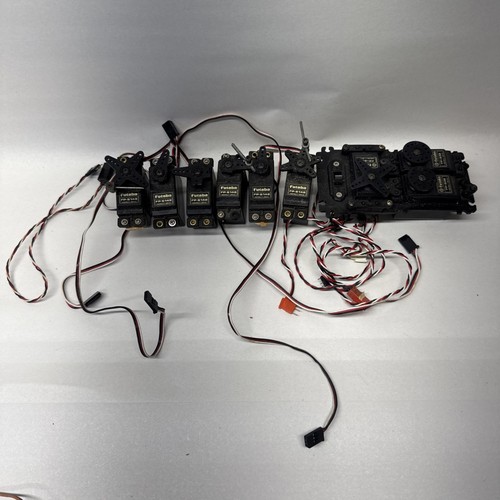 Large futaba servo lot - futaba,