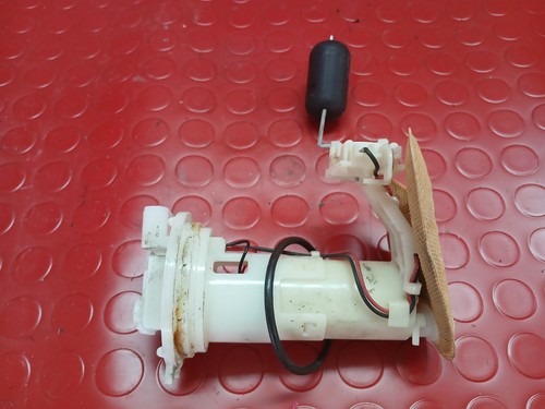 Pompe essence carburant - essence,
