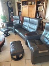 Grand canapé 4 places cuir marque STRESS-LESS